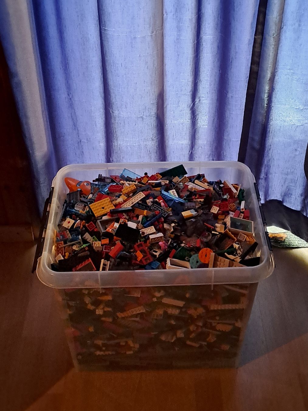 Lego Spielzeuge: ca. 18Kg Lego – Gebraucht aus Kestenholz von Knox1973