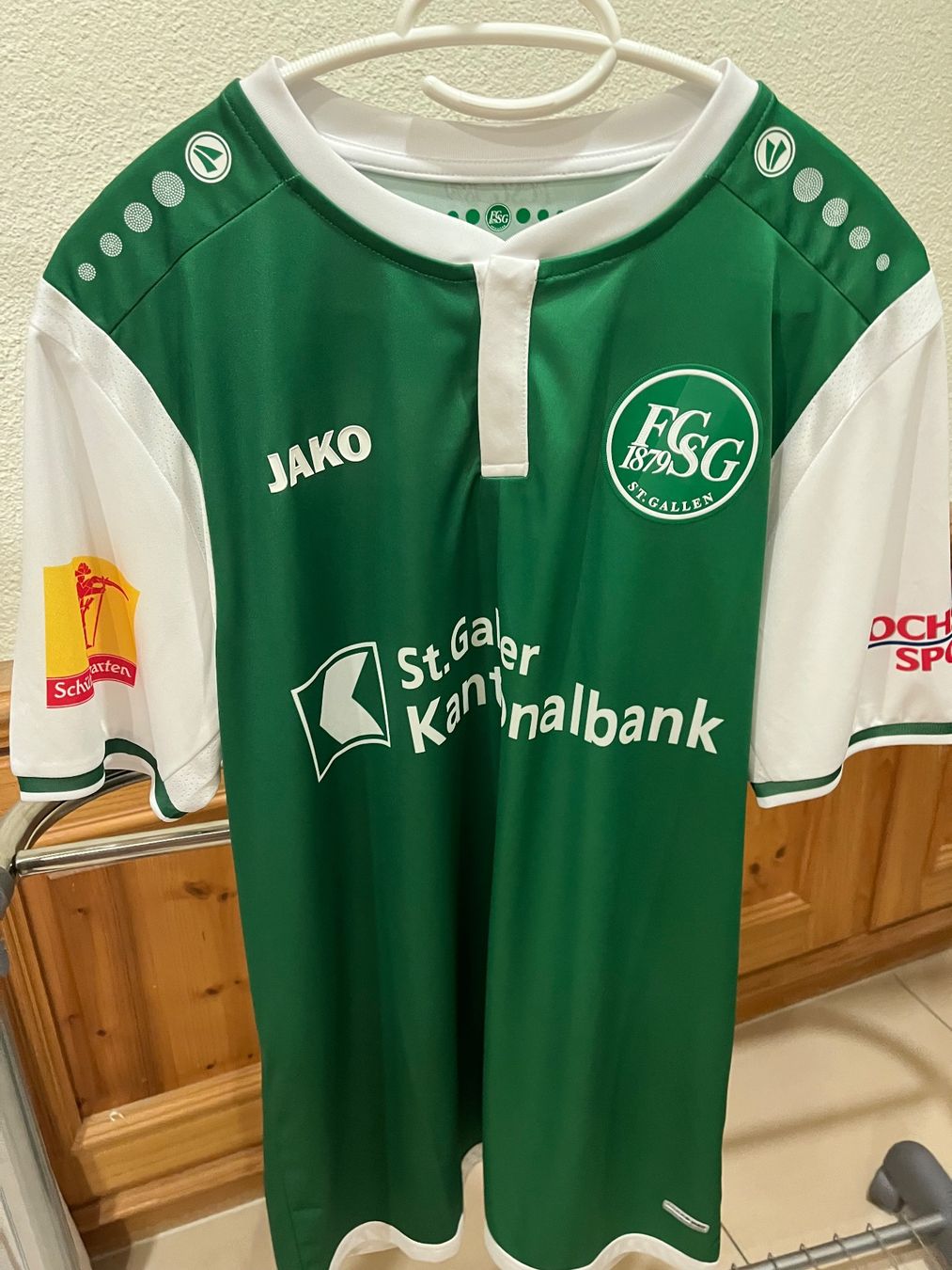 Canottiere & Pantaloni: St. Gallen Trikot Signiert – Usato da Balzers venduto da jos_6r9r