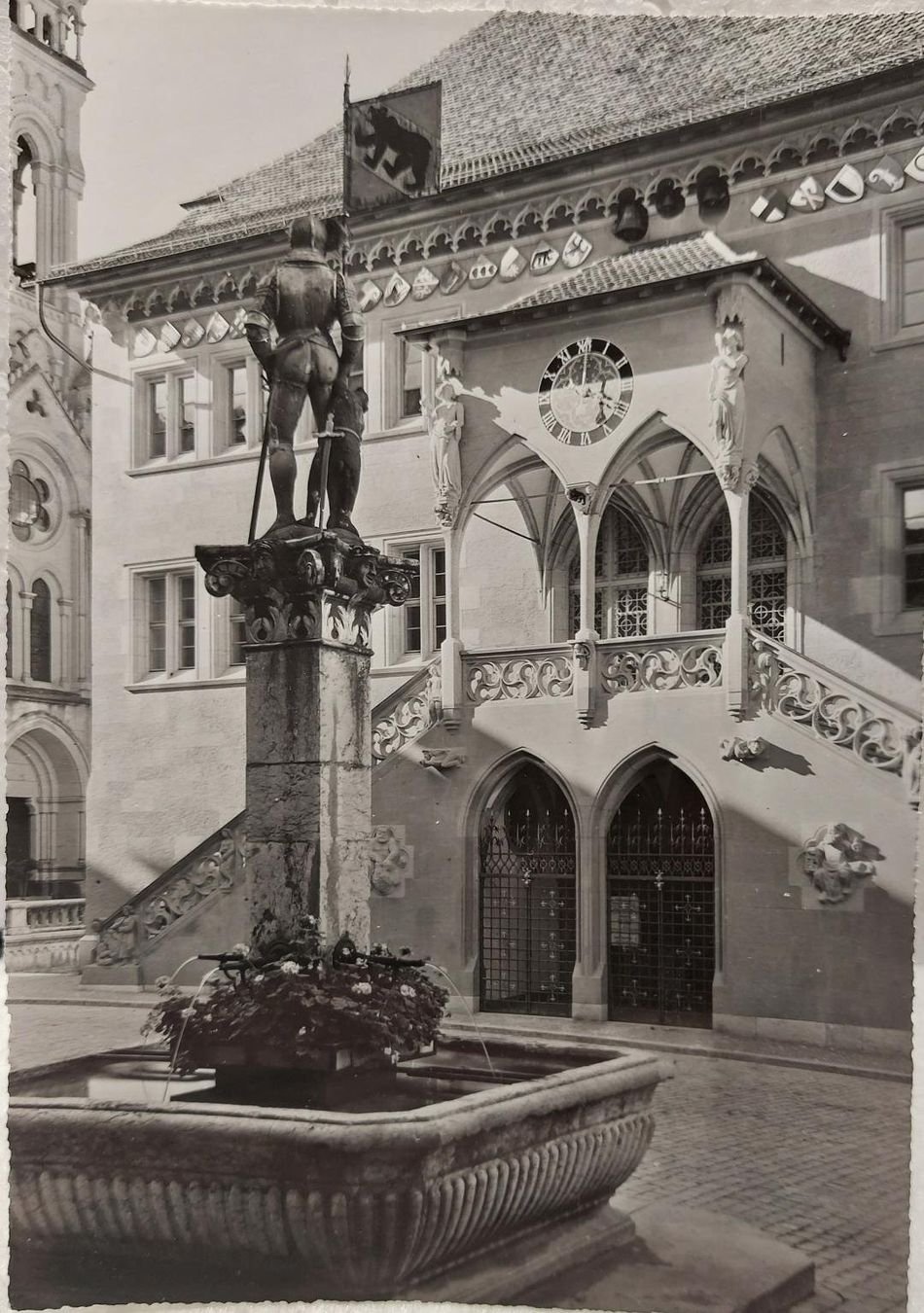 Cartoline postali: BERN - Rathaus mit Rathausbrunnen – Usato da Delémont venduto da Domdom1