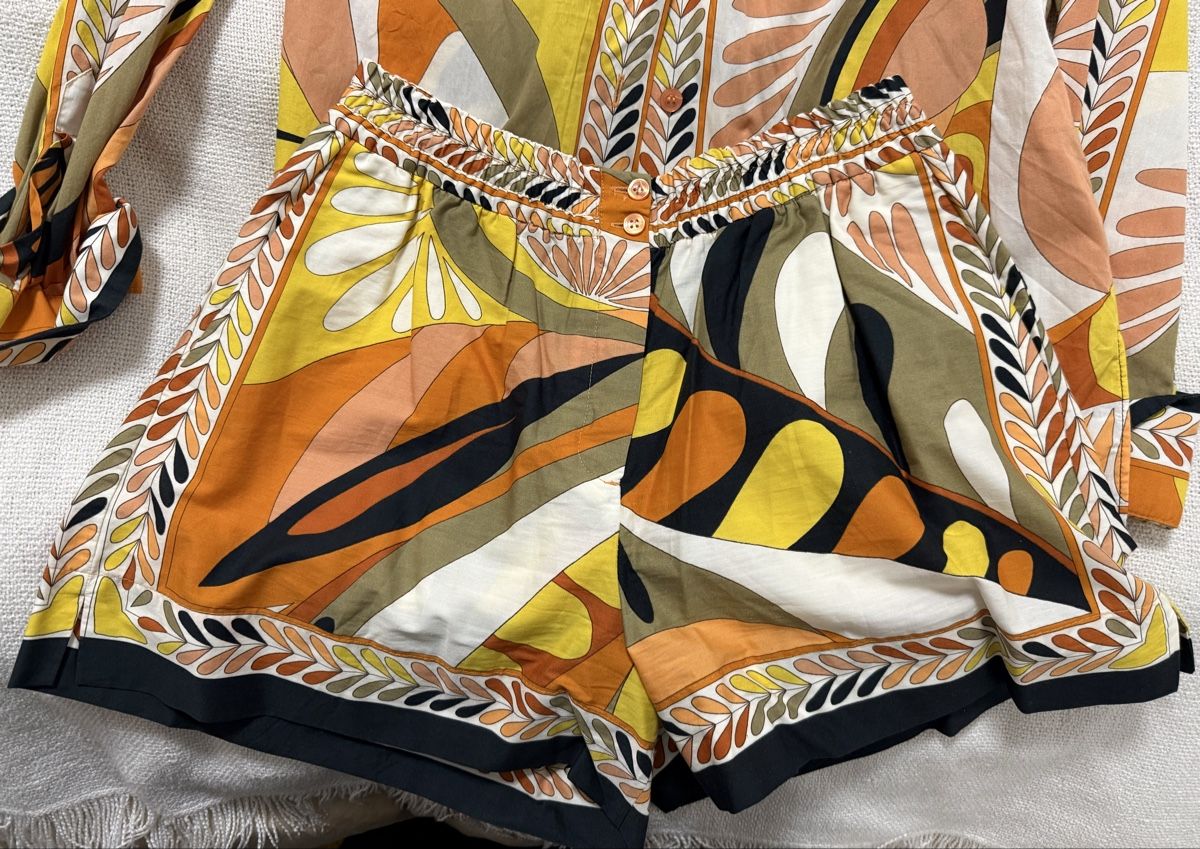Zara Lotti di vestiti: Ensemble Zara : chemise et short à motifs – Nuovo (secondo la descrizione) da Les Avanchets venduto da NR07 3