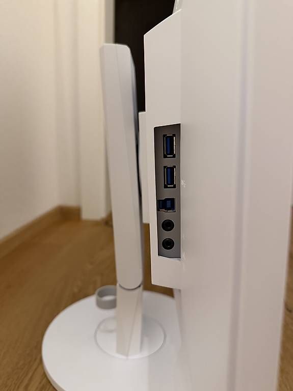 Monitor: 24 Zoll Bildschirm Eizo – Usato da Gisikon venduto da Sterena 2