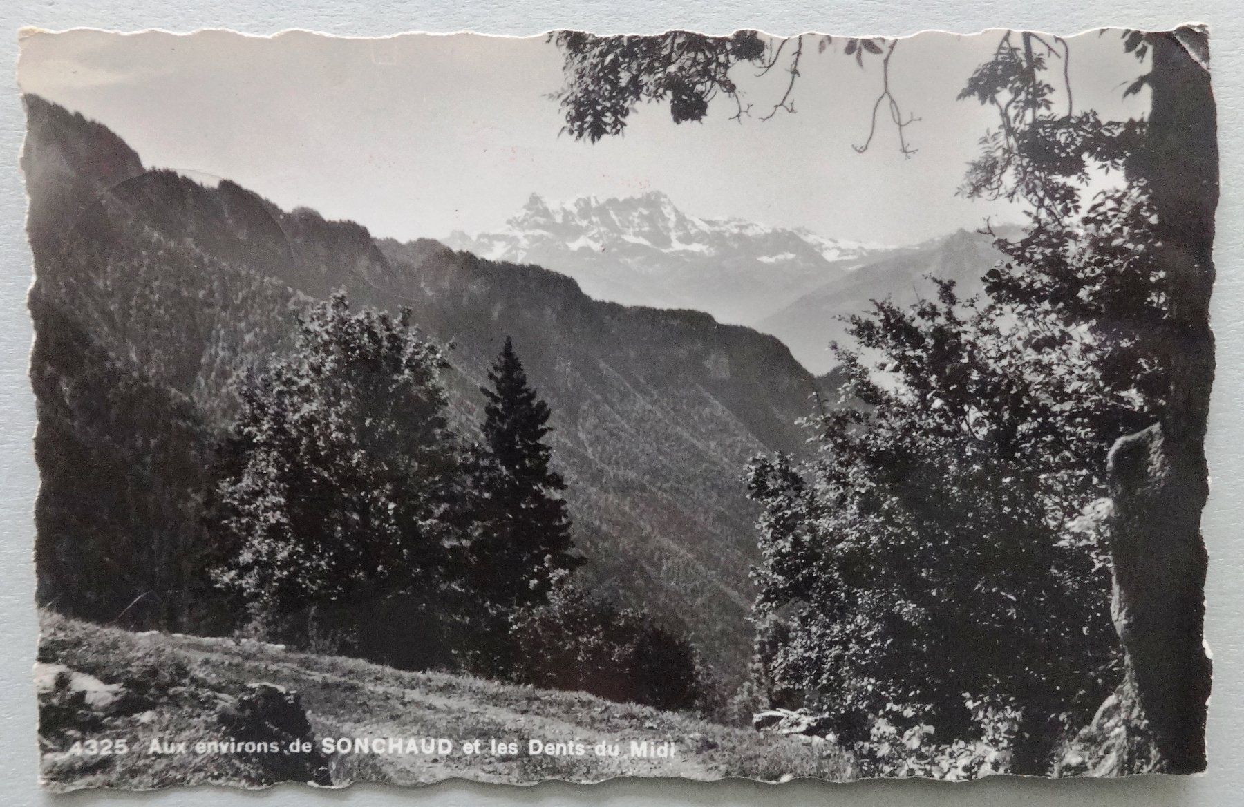Cartes postales: Rest. de Sonchaud s. Montreux – D'occasion à Fétigny par Billy2miny