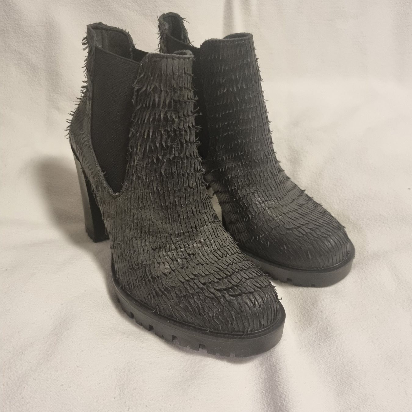 Scarpe da donna: Exklusive Leder-Stiefelette Gr. 38 – Usato da Interlaken venduto da Igu7 1