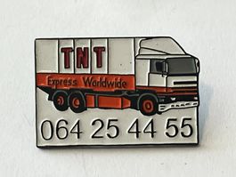 1 Pin TNT Express Worldwide