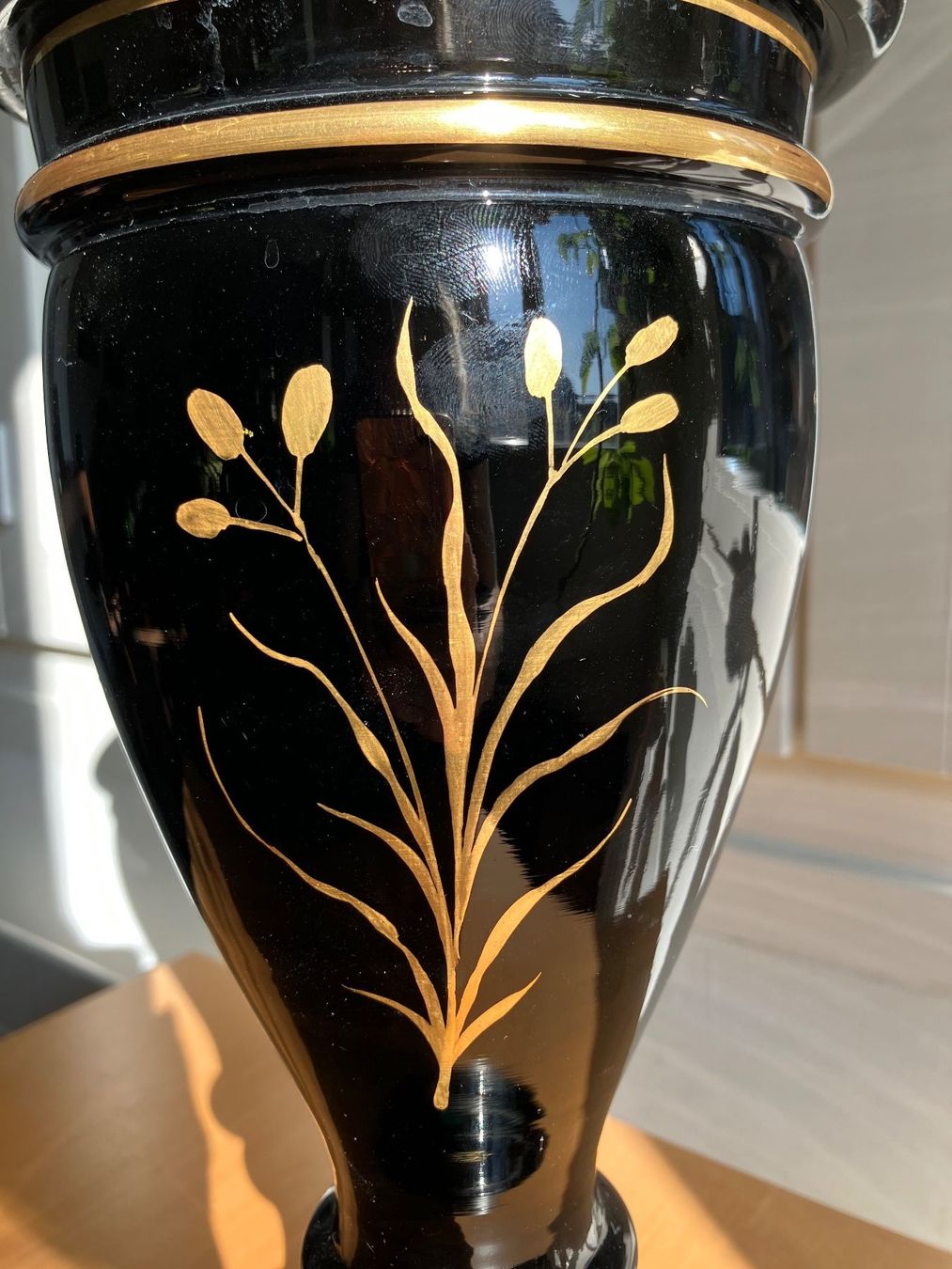 Lampes: Antike Petroleumlampe mit Emaillemalerei – D'occasion à Zürich par Chaya 6