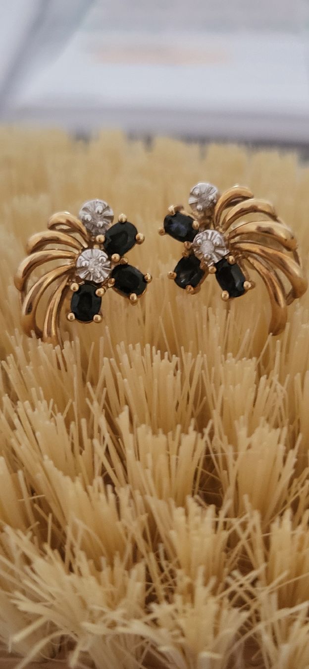 Orecchini pendenti & Orecchini a lobo: Fantastische Safir Ohrstecker mit Brillanten – Nuovo (secondo la descrizione) da Unterägeri venduto da Altgoldschmuck 1