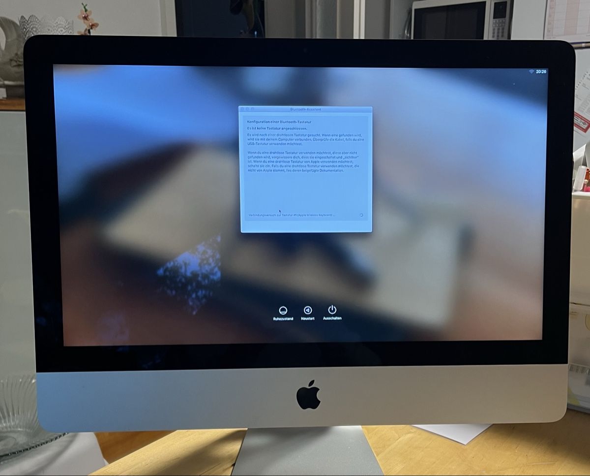 Apple PCs: Apple iMac 21.5” inkl. Maus – Gebraucht aus Thalheim von karmabis_