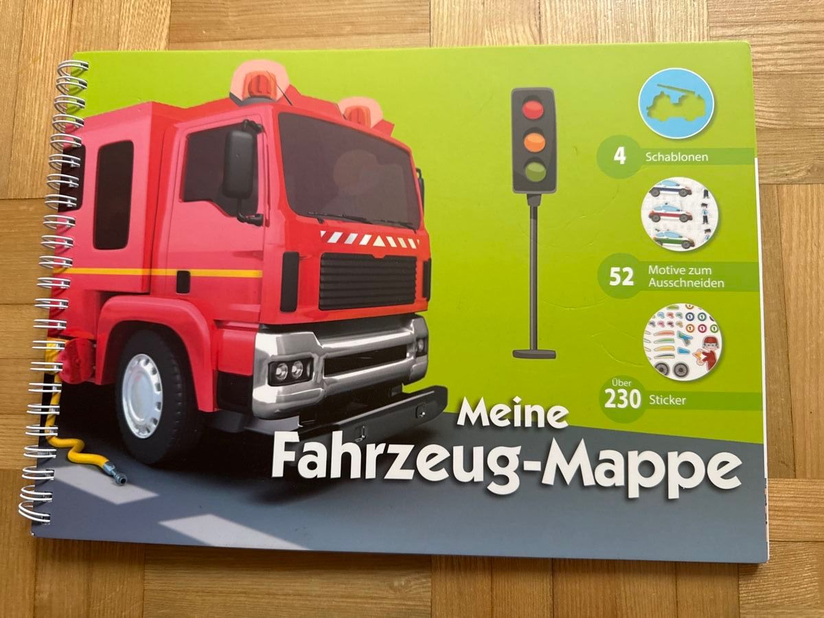 Libri: Fahrzeug-Mappe mit Stickern, fabrikneu! – Nuovo e nell'imballaggio originale da Kilchberg ZH venduto da Von_dutch
