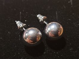 Ohrstecker Kugelform silberfarben guter Zustand