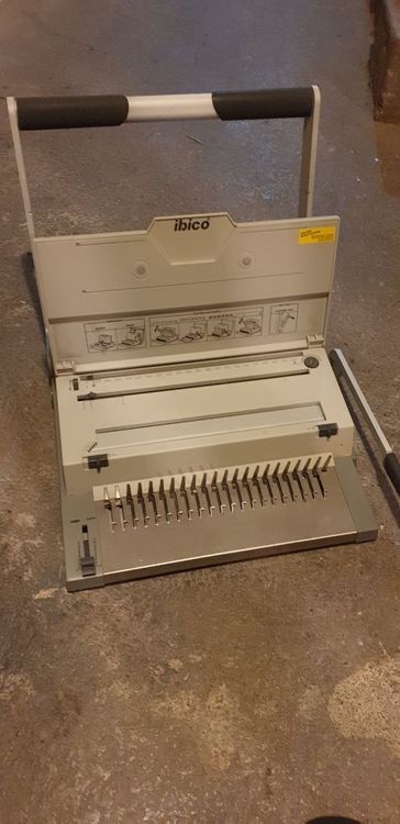 Stanz und Ringbindemaschine plus Ringe | Kaufen auf Ricardo