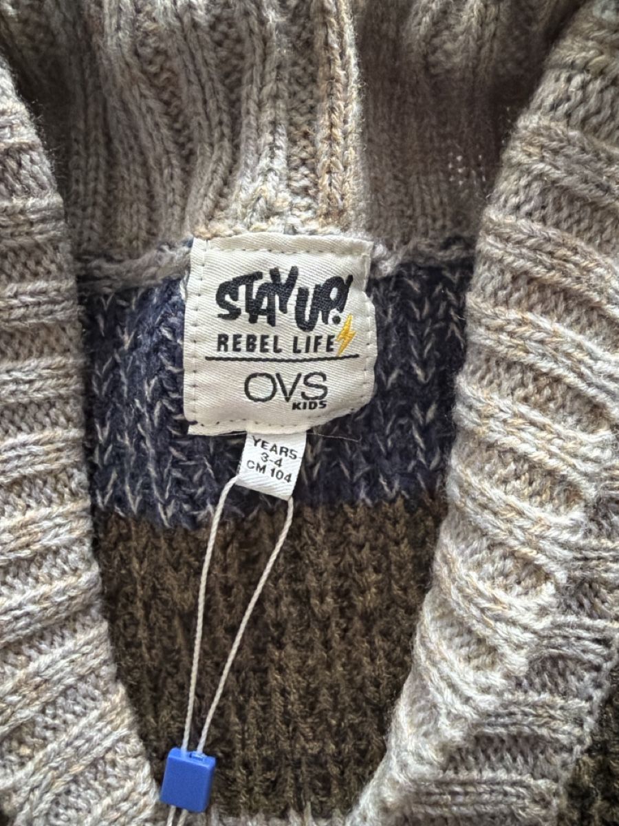 Giacche & Cappotti: Neuwertige OVS Strickjacke Grösse 104 – Nuovo e nell'imballaggio originale da Muri AG venduto da ReBoutique 3