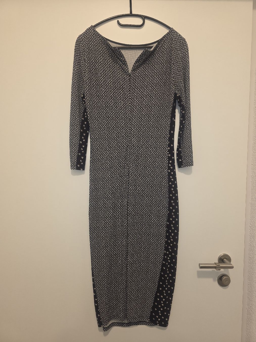 Max Mara Vestiti: MaxMara Weekend - Robe élégante – Usato da Tecknau venduto da Anadias 1