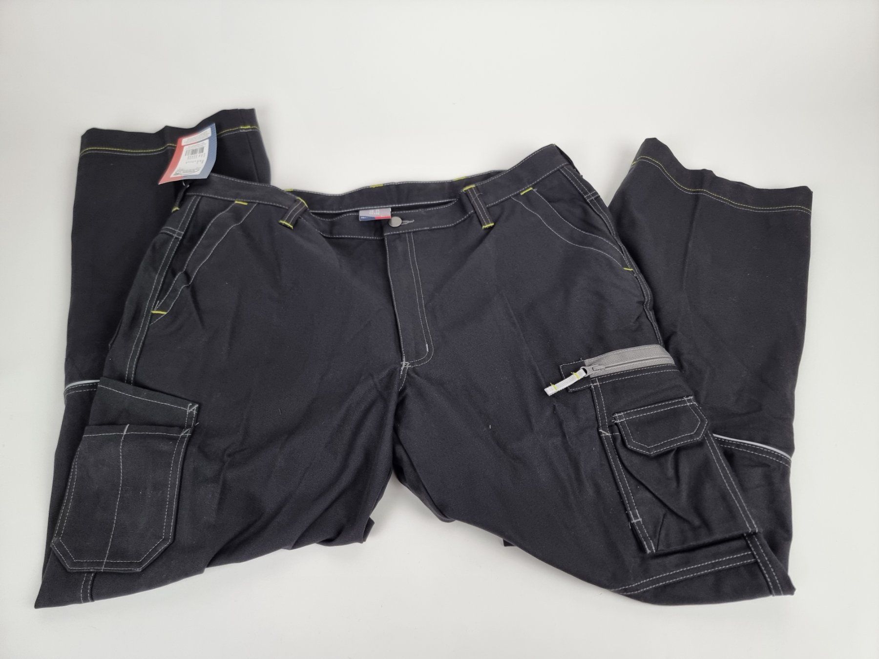 Pantalons: Arbeitshose Kansas – D'occasion à Urtenen-Schönbühl par Restwert_Schoenbuehl 2