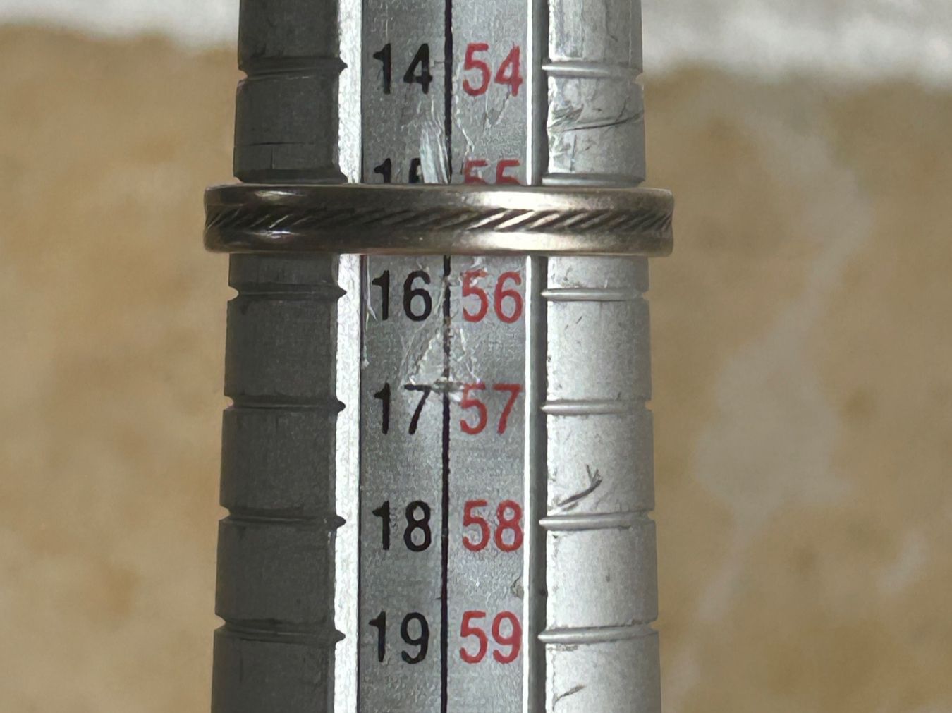 Ringe: Silberring mit schraffiertem Muster (55) – Gebraucht aus Dittingen von Bijoubelle 4