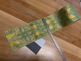 Textilband mit Muster / 490 cm lang
