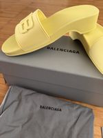 2 paar Balenciaga Damen rubber pool Sandale beiden in Gr.38