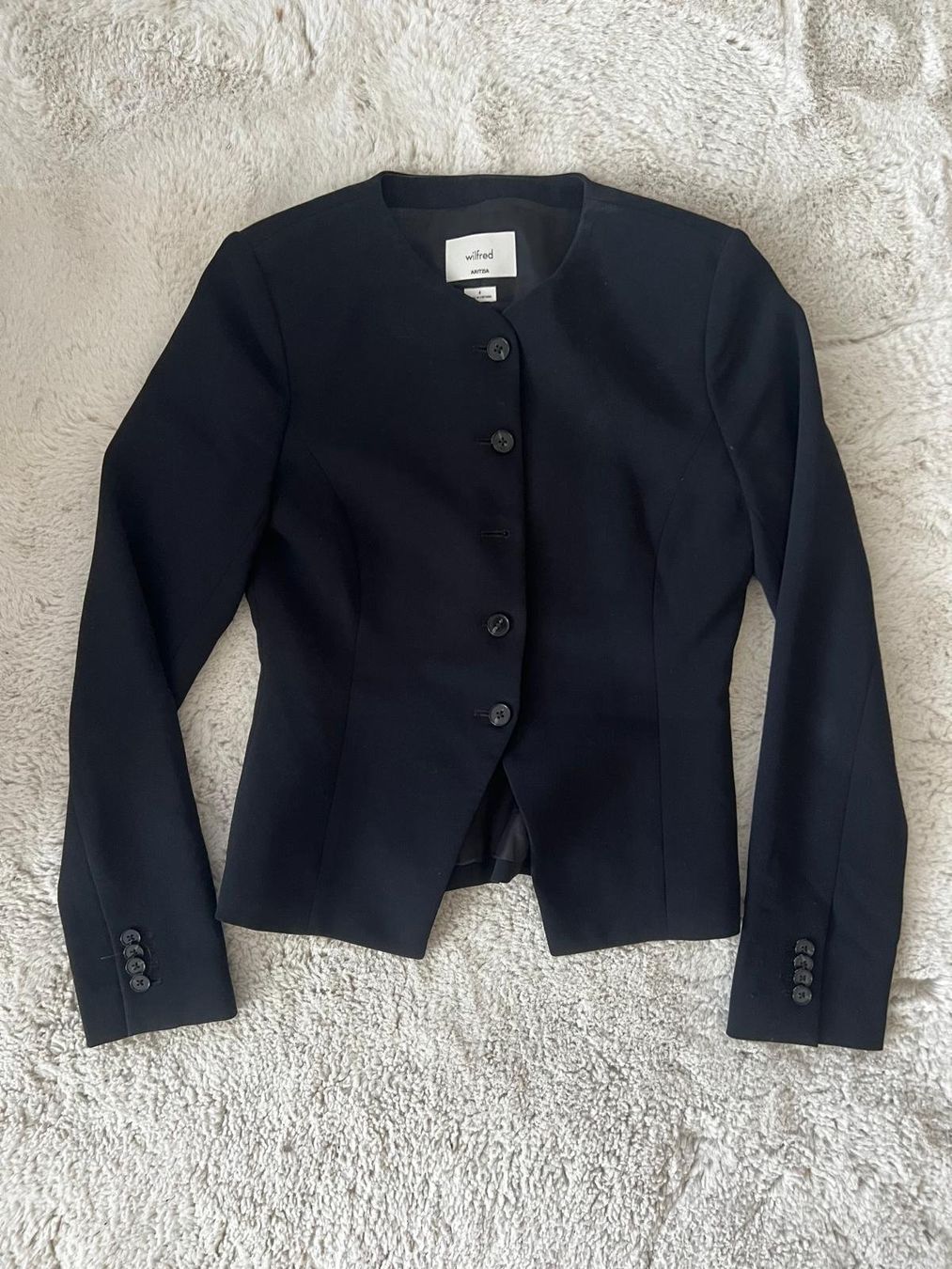 Completi & Tailleur: Aritzia cinched Wilfred Blazer Gr. 4 – Usato da Zürich venduto da lexi_alex 1