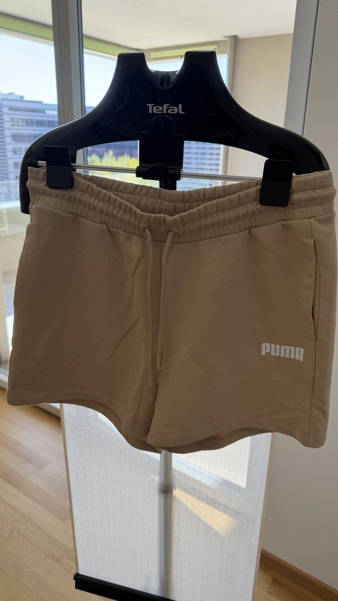Puma Kleiderpakete: Puma sweatsuit  – Neu (gemäss Beschreibung) aus Glattpark (Opfikon) von swi_wk9j 2