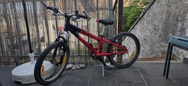 VTT Specialized Hotrock enfant 20"