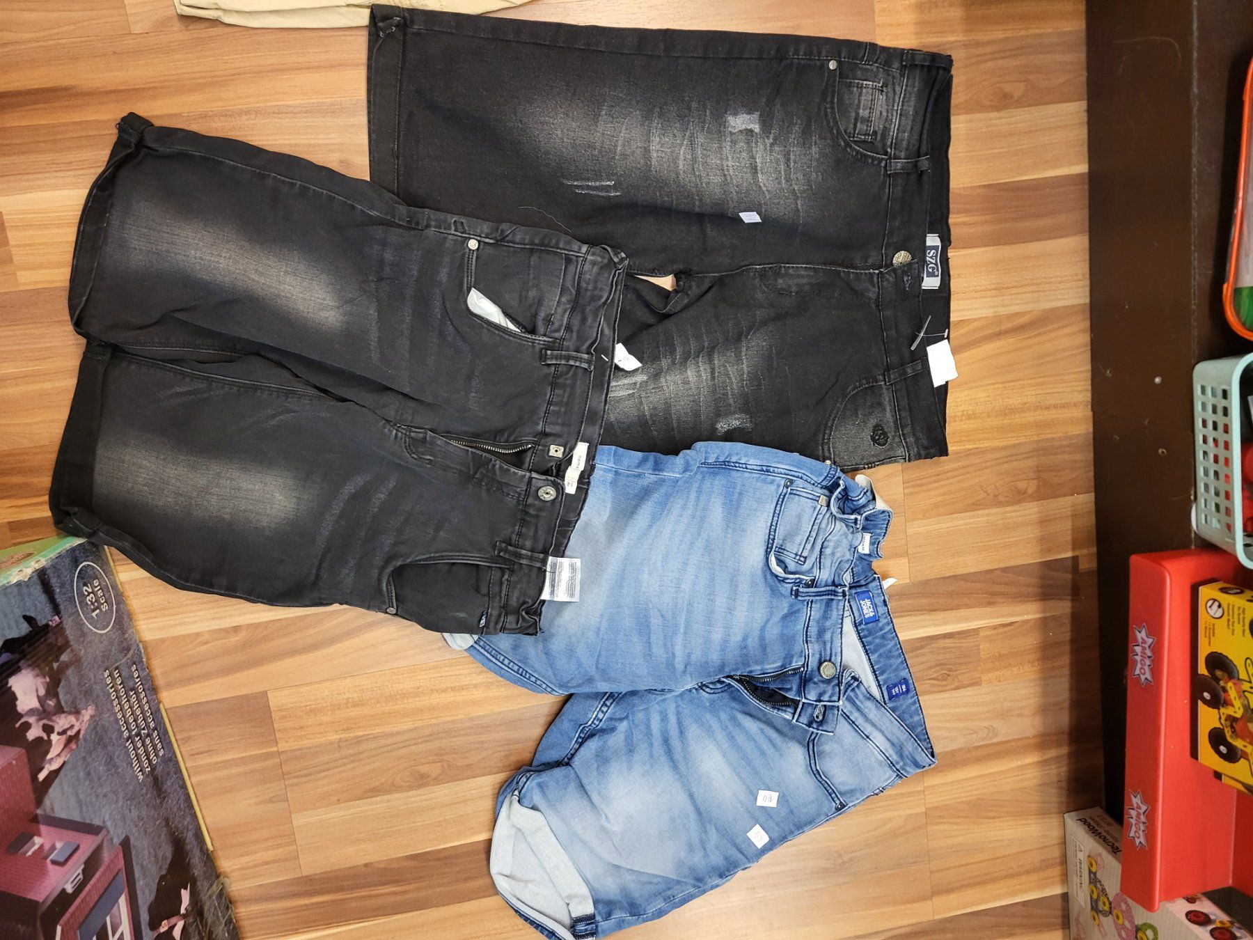 Pantalons: 6 Bermudas  gr 164 B2 – D'occasion à Schwarzenburg par Flamingo07 2