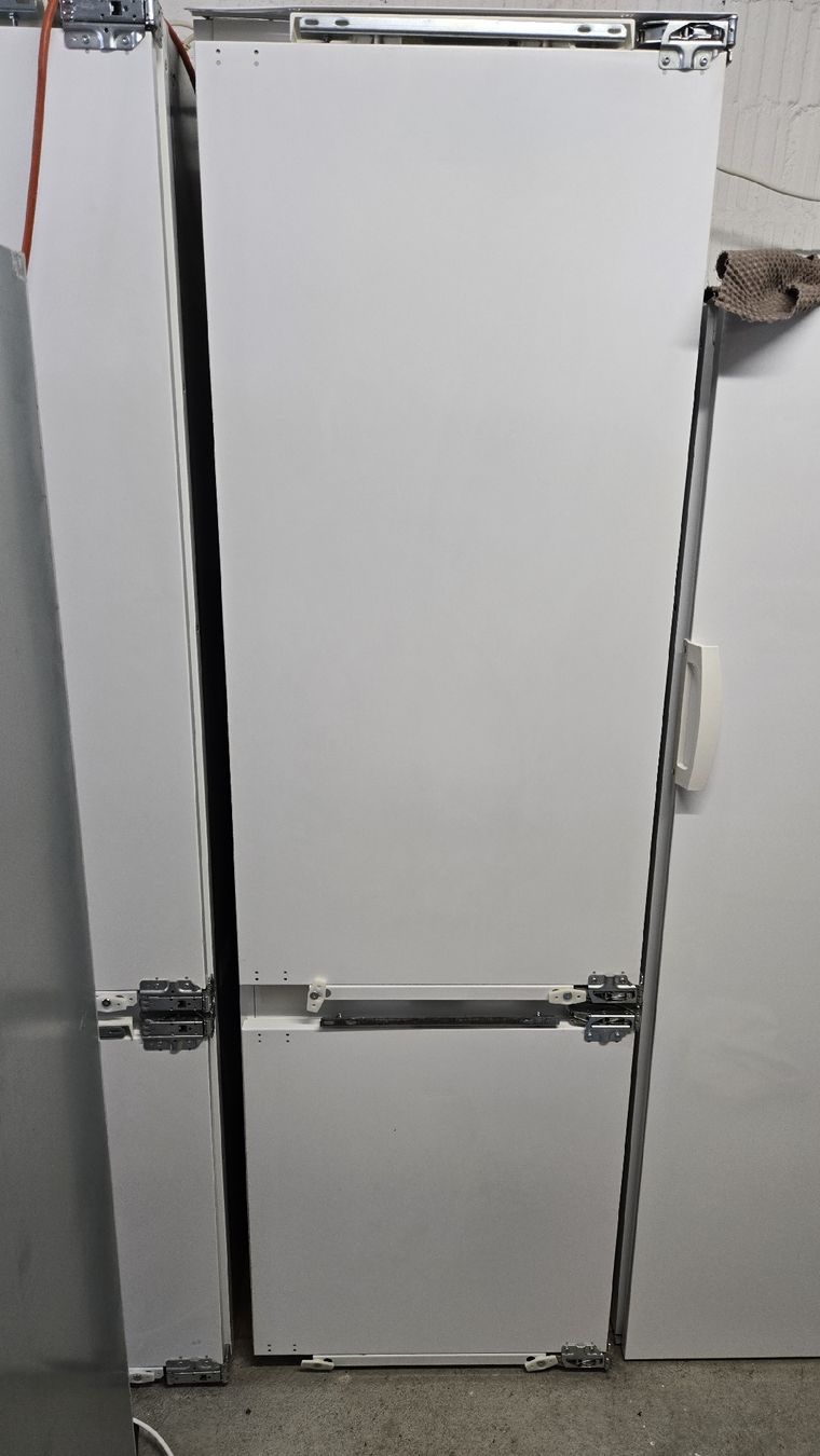 Frigoriferi: Electrolux Kühlschrank IK307.10 RE, – Usato da Rümlang venduto da Idre 3