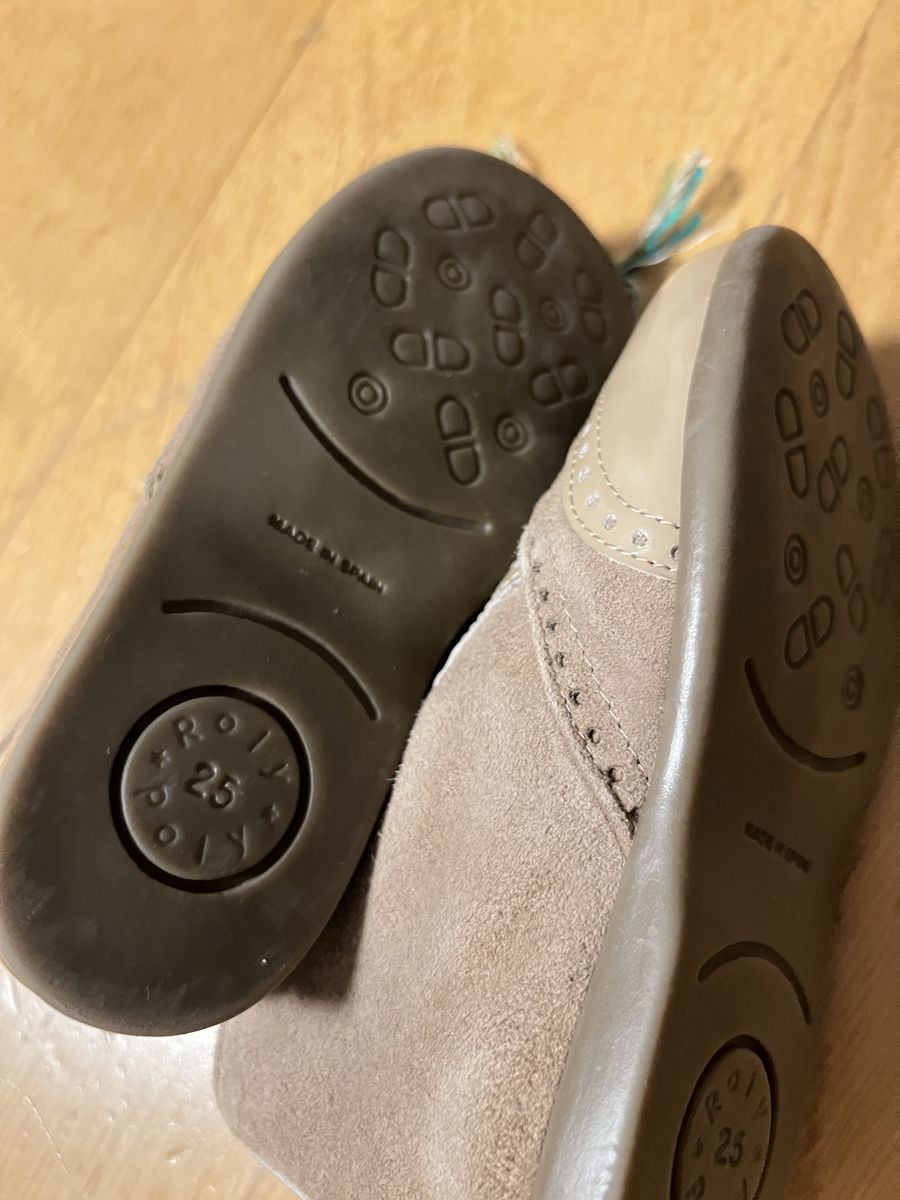 Scarpe per ragazzi: Schuhe Roly Poly lackiert Spain Gr. 25 Mädchen – Usato da Zollikerberg venduto da Huglina 3