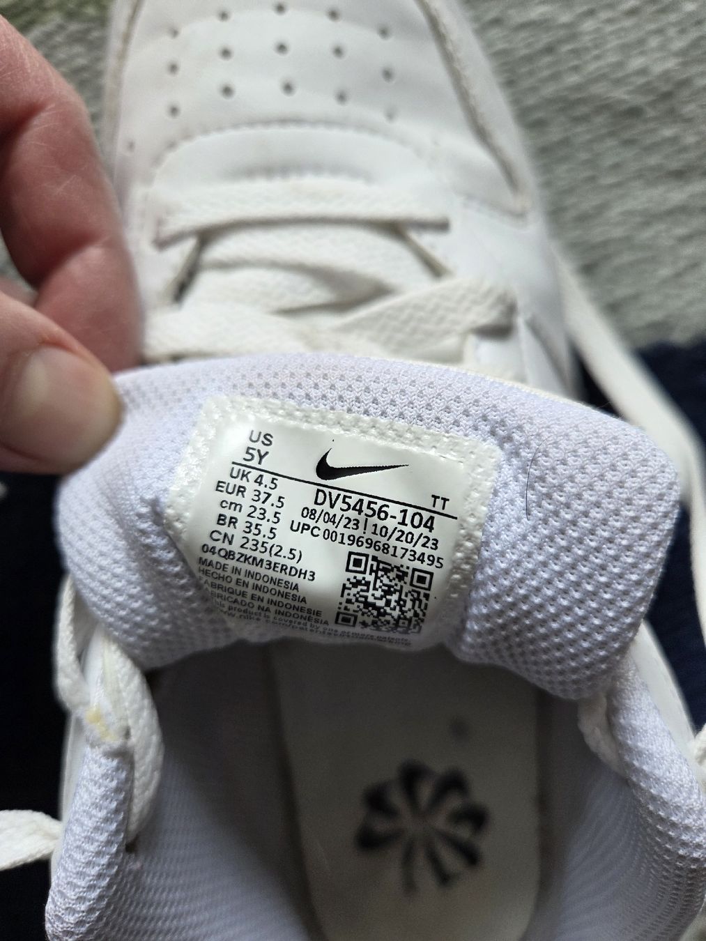 Nike Scarpe da uomo: Nike, Grösse 37.5, Top Zustand! – Usato da Ittigen venduto da vbe_qkc2 2
