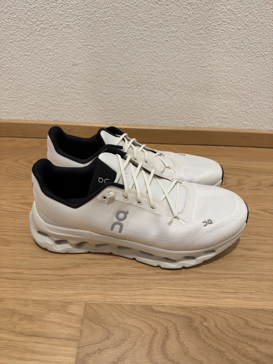 On Chaussures hommes: On Cloudtilt, Grösse 47.5, weiss – D'occasion à Zug par HRALZ 3