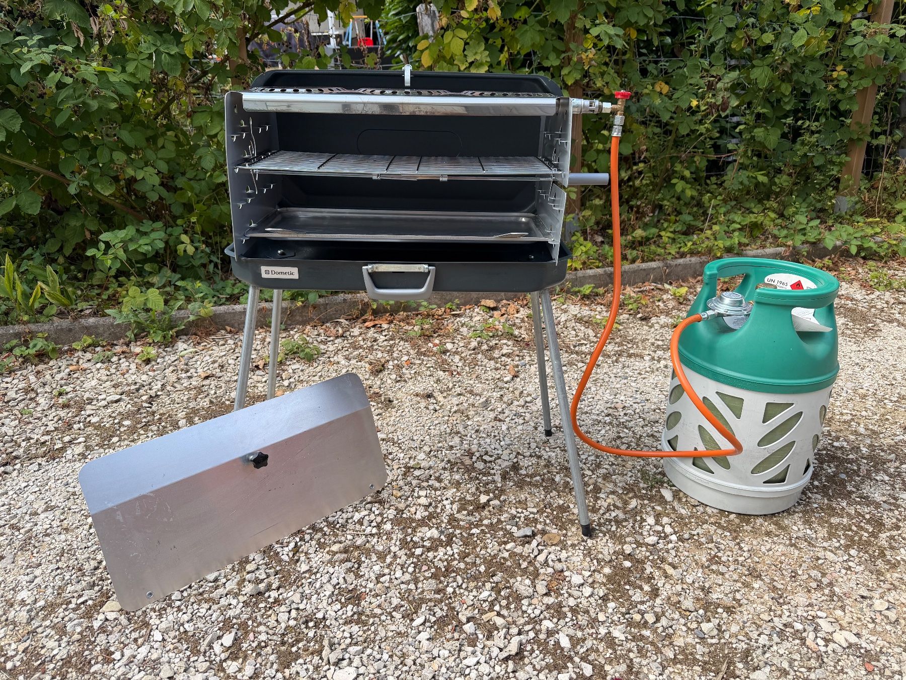 Dometic Grills: Camping Kocher, Grill – Neu (gemäss Beschreibung) aus Riniken von Bikergirl