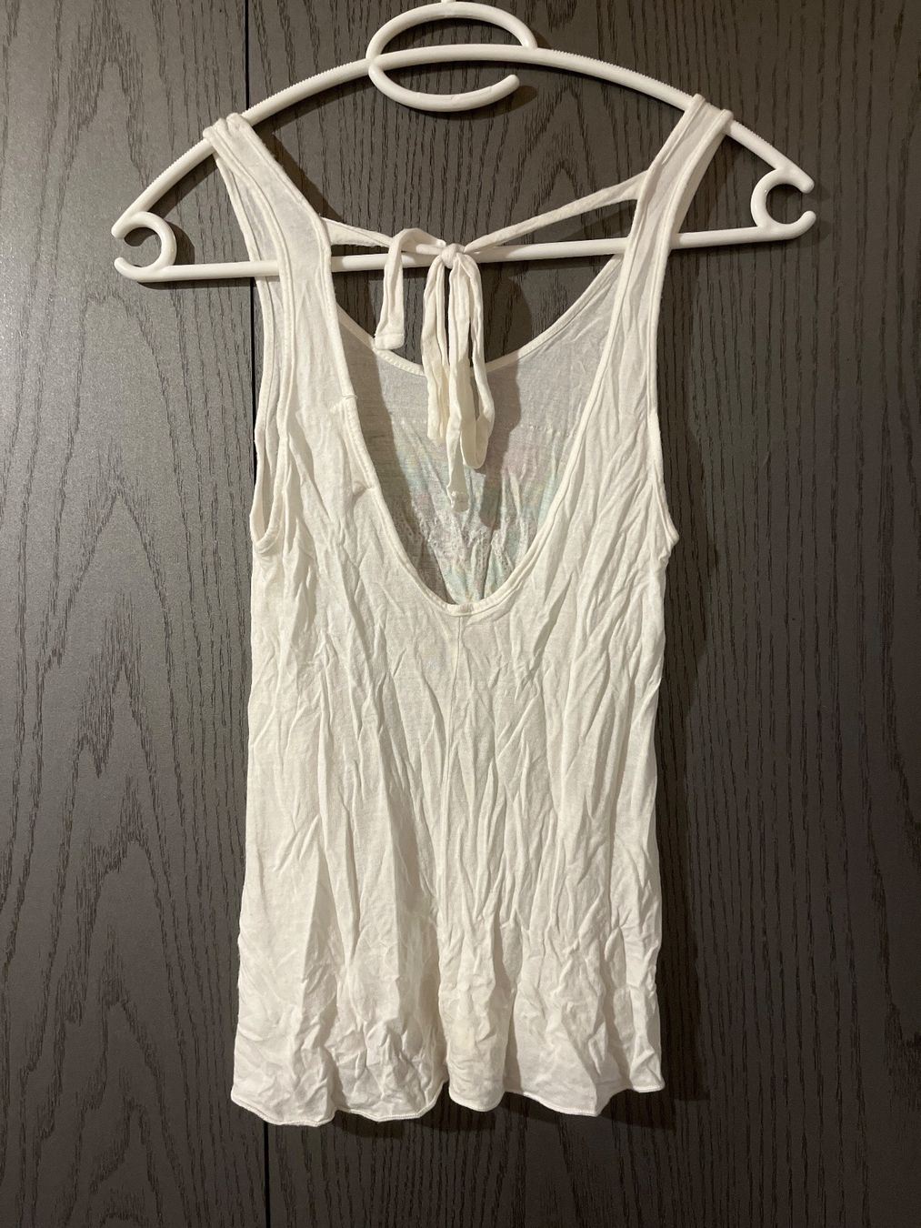 Blusen, T-Shirts & Tops: Débardeur paris – Gebraucht aus Le Locle von Ophelhugy 1