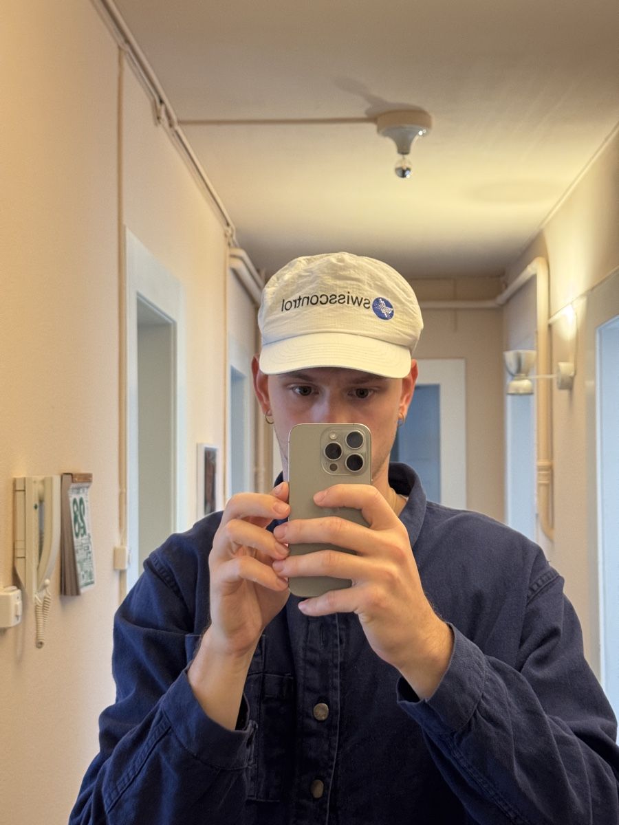 Copricapi, berretti & cappellini: Vintage Swisscontrol Cap – Usato da Bern venduto da Gigigian 1