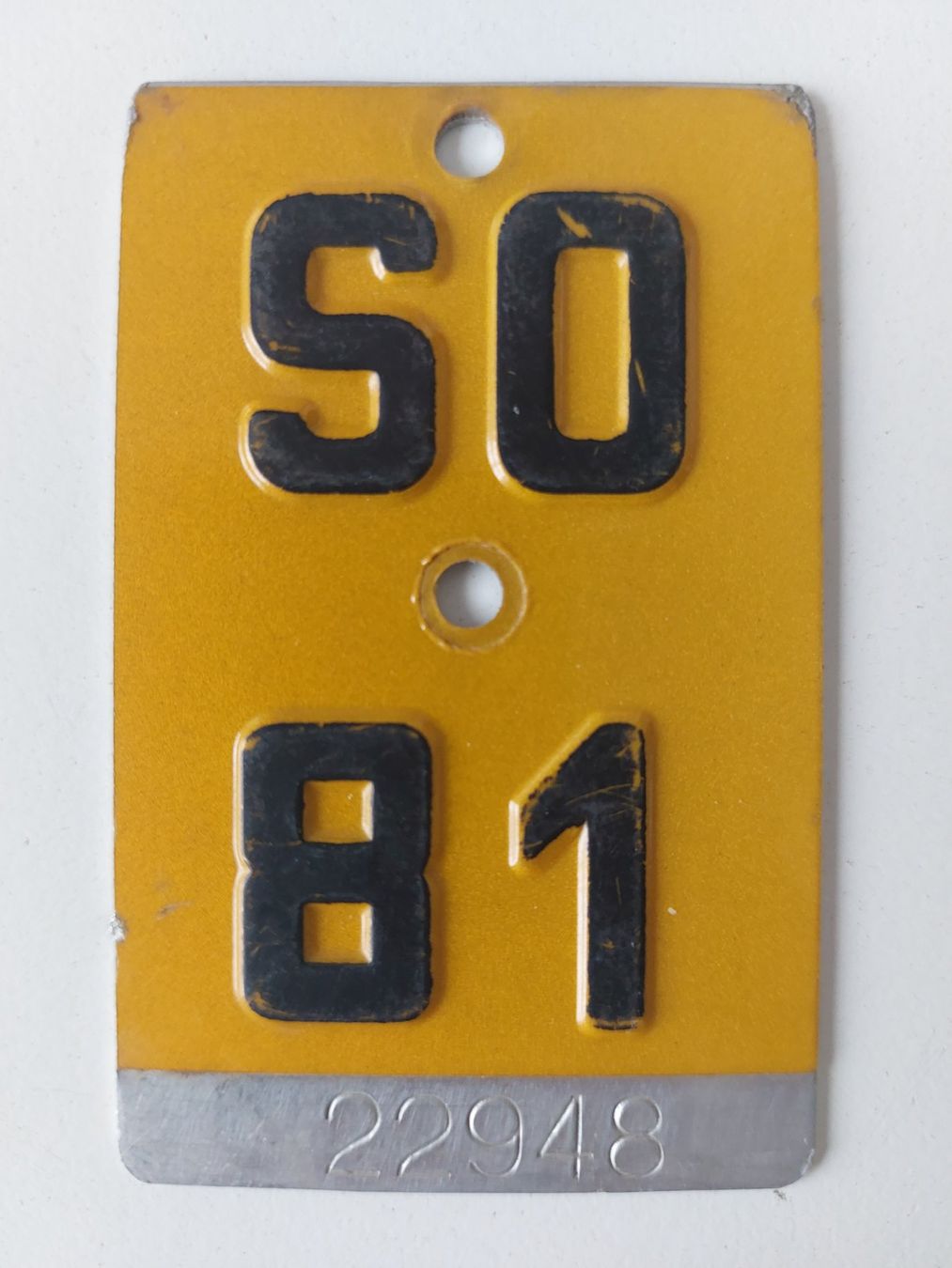 Puch Insegne: Velonummer SO 81 Mofanummer gelb plaque Mofa – Usato da Schenkon venduto da Uhu007
