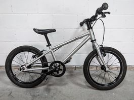 Leichtes Kinderfahrrad 16” ⭐ Riemen ⭐ Alu "Early Rider"