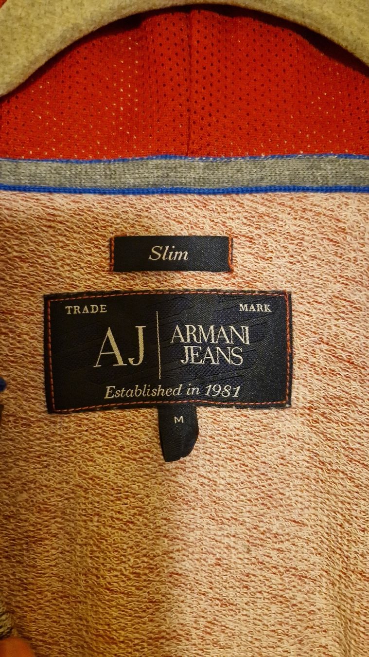 Armani Maglioni & Felpe: Pullover mit Reisverschluss Armani – Nuovo (secondo la descrizione) da Untersiggenthal venduto da utr_6m5b 2