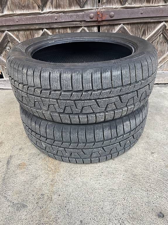 Pneus & Kompletträder: 2 x 235/50/19 Aplus Winterreifen 7mm – Gebraucht aus Frasnacht von nobloff