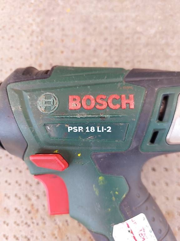 Trapani: Akku Bohrmaschine Bosch – Usato da Herbligen venduto da mihi11 2