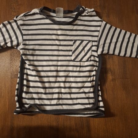 Gestreiftes H&M Langarmshirt, Grösse 80, Top Zustand!
