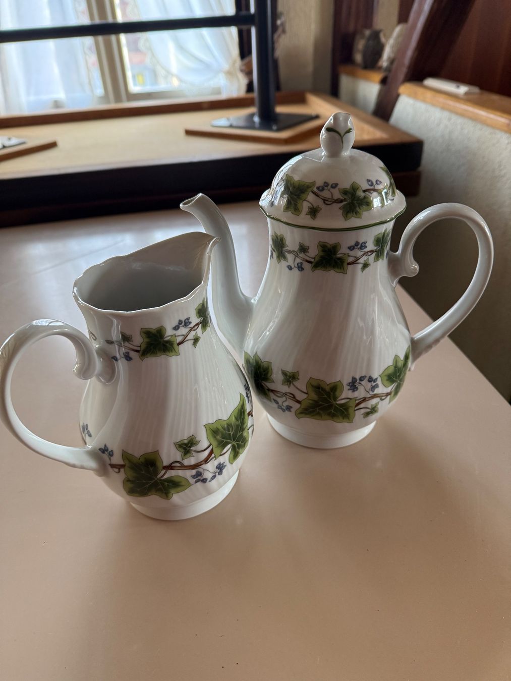 Teiere: Wunderschöne Kaffee- und Teekanne von Winterling – Usato da Graltshausen venduto da Steppinchen