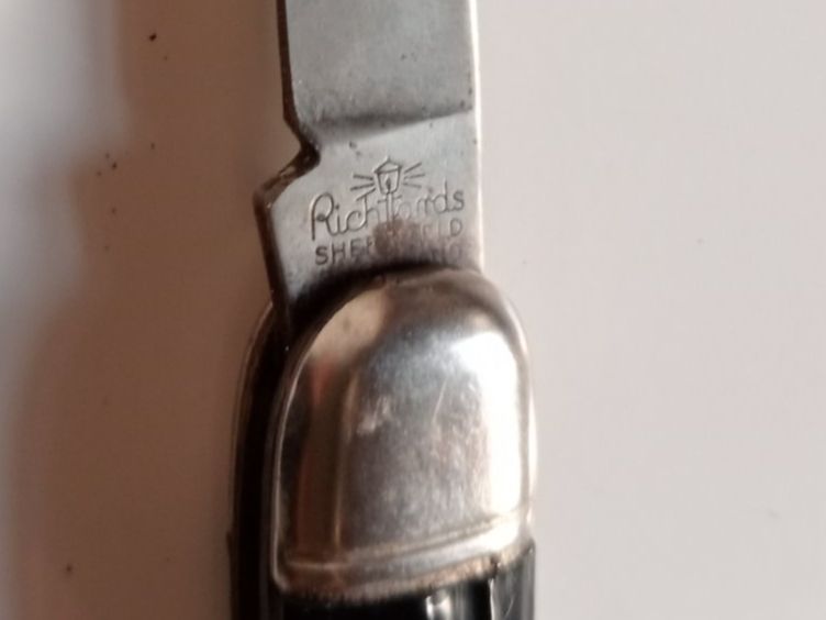 Taschenmesser: Vintage oder Antik Richards Sheffield Taschenmesser schwarz – Gebraucht aus Oberdorf BL von Barocki888 1