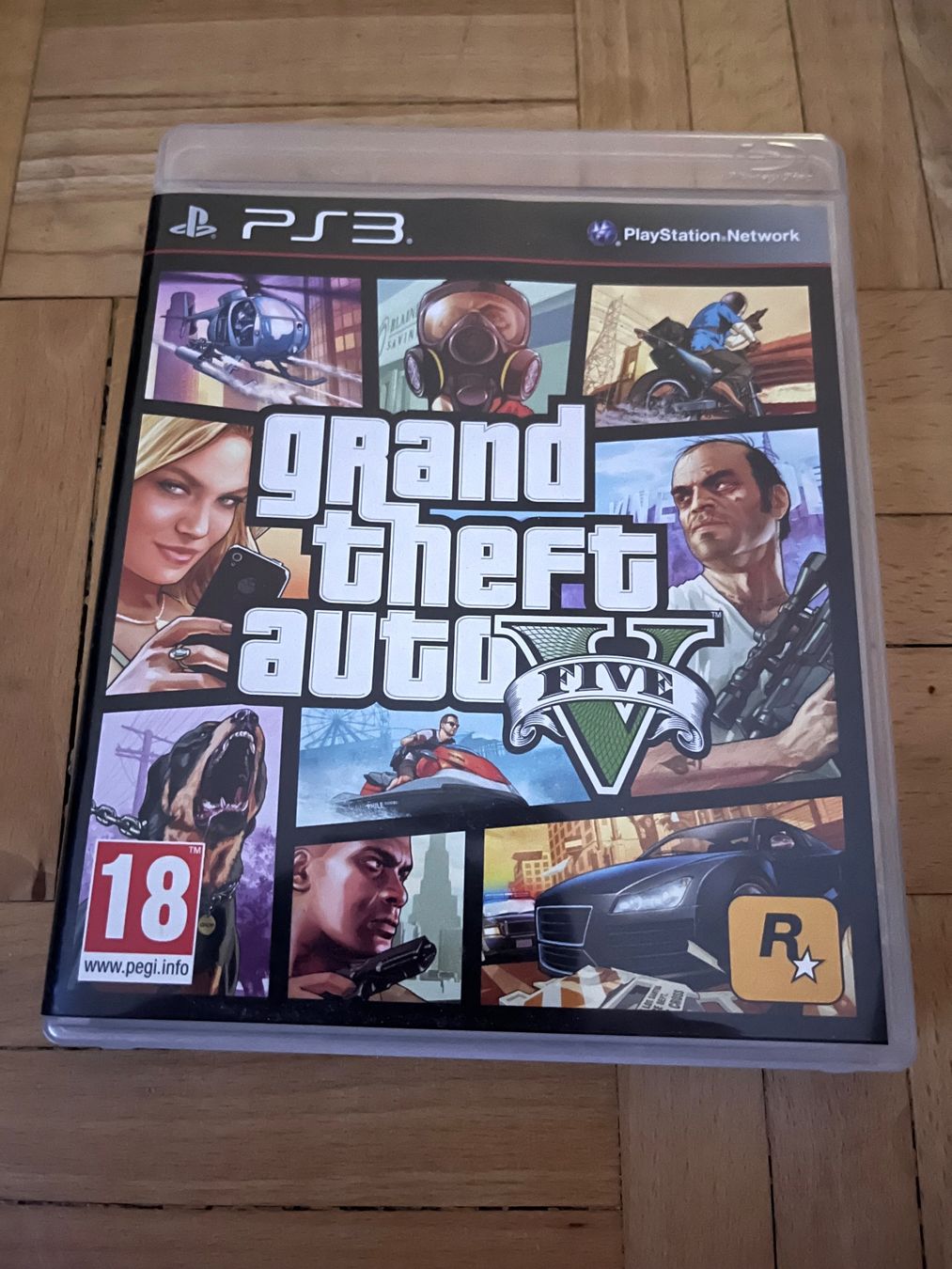 Jeux: GTA V – D'occasion à Basel par Ruemli17