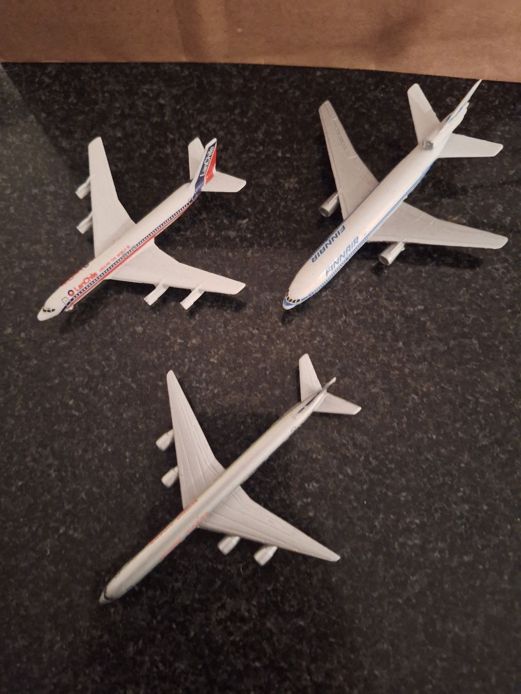 Boeing Kit di modellismo & Modellini statici: 3 Flugzeugmodelle Massstab 1:600 – Usato da Brugg AG venduto da ahauserd