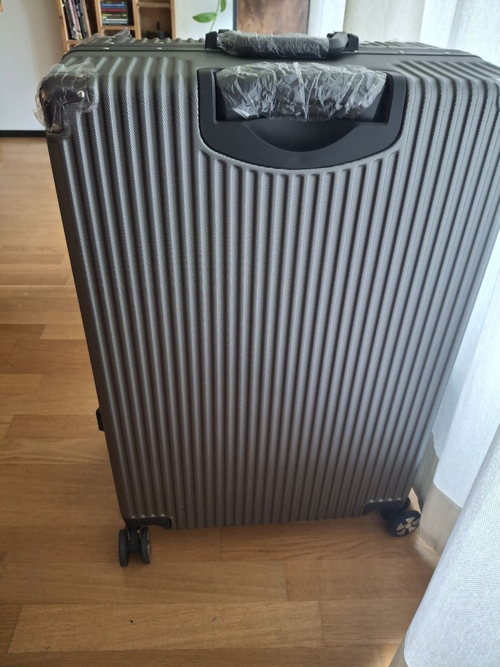 Valigie: Neuer Hartschalenkoffer mit 4 Rollen – Nuovo e nell'imballaggio originale da Glattpark(Opfikon) venduto da Beckf0rd 1
