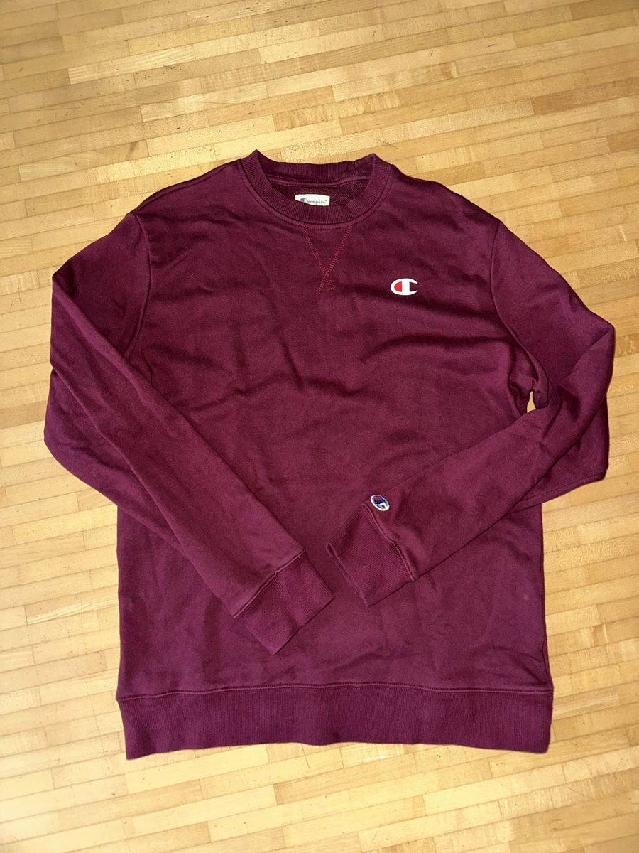 Nike Kleiderpakete: Champion, Nike, Hurley Sweaters Gr. S – Gebraucht aus Luzern von Joonster123 3