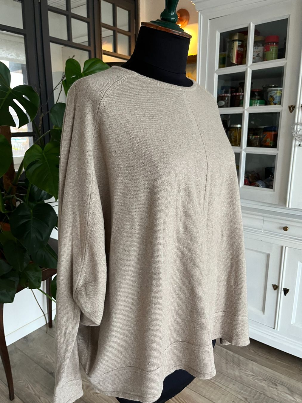 Pulls & Sweat-shirts: Grand Pull " mes soeurs et moi" – D'occasion à Seiry par van_n79x 4