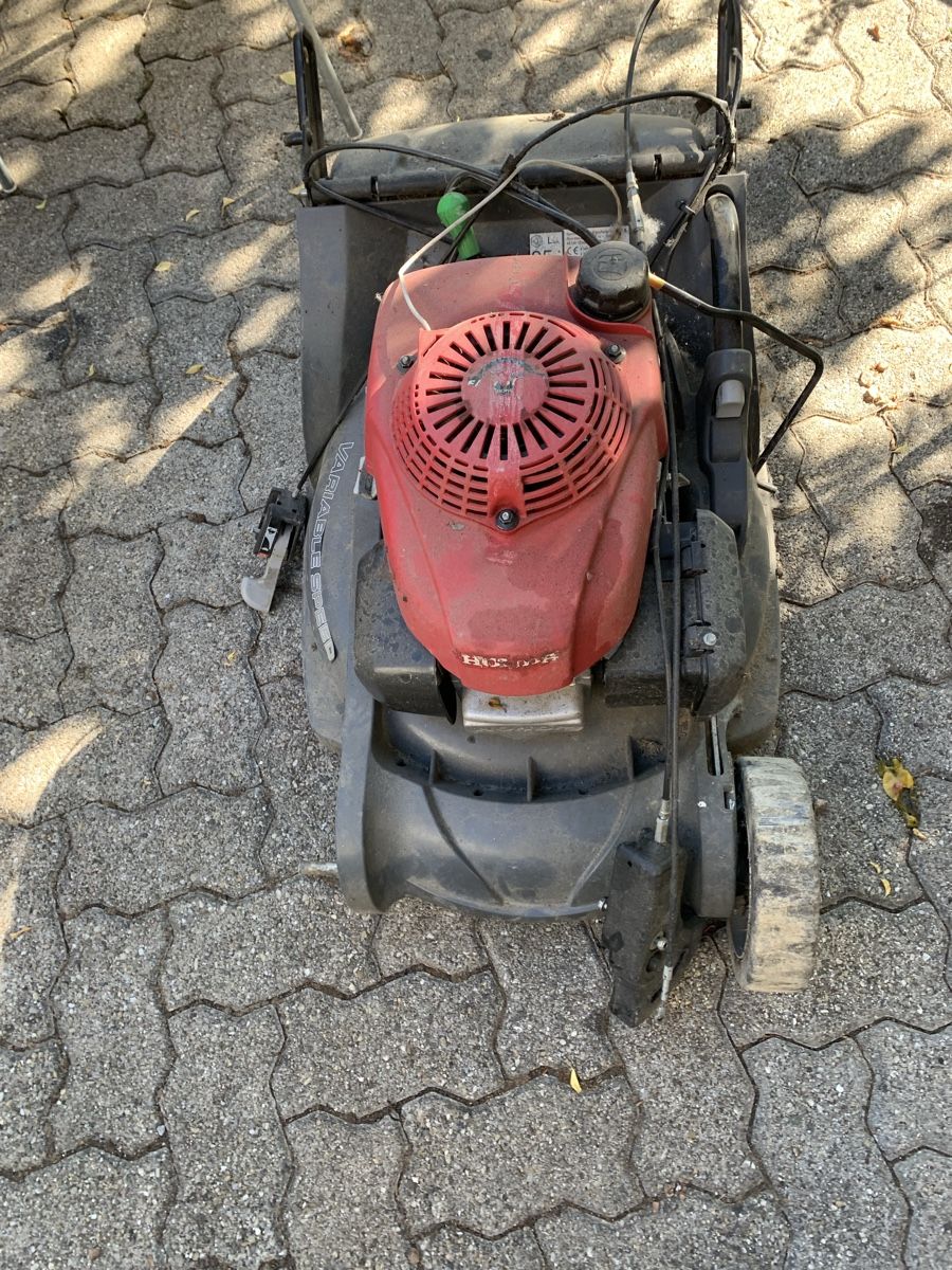 Honda Tondeuses à gazon: Honda Rasenmäher Hrx 476 – Défectueux à Liestal par num_xp75 4