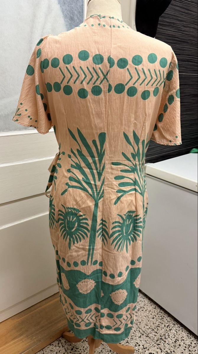 Robes: Robe d’été cache-cœur – Neuf (Voir description) à Le Locle par tchanatakoua 3