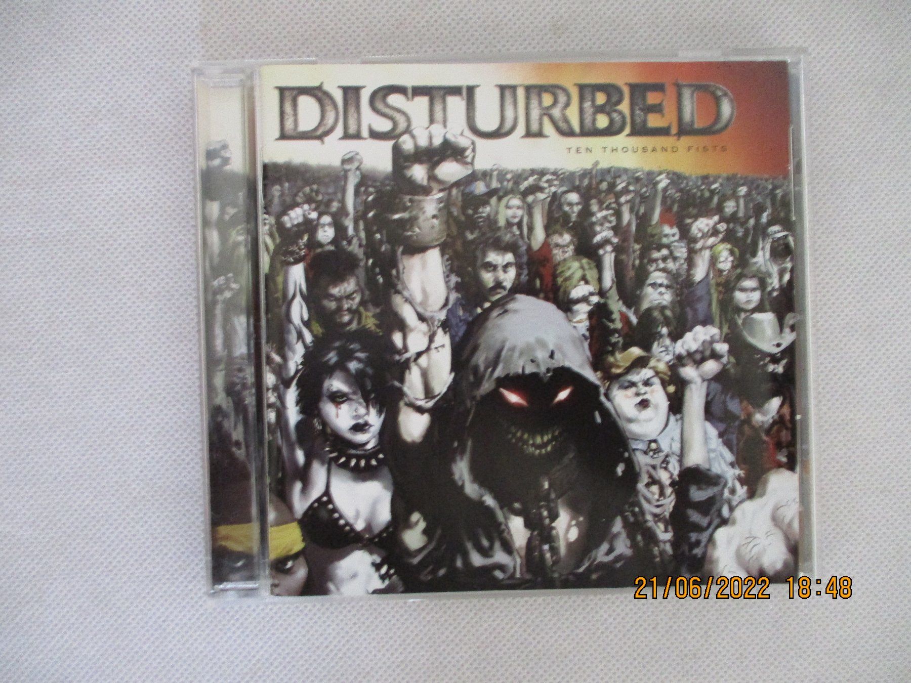 CDs: Disturbed --  Ten Thousand Fists – Gebraucht aus Liestal von Disc-Point