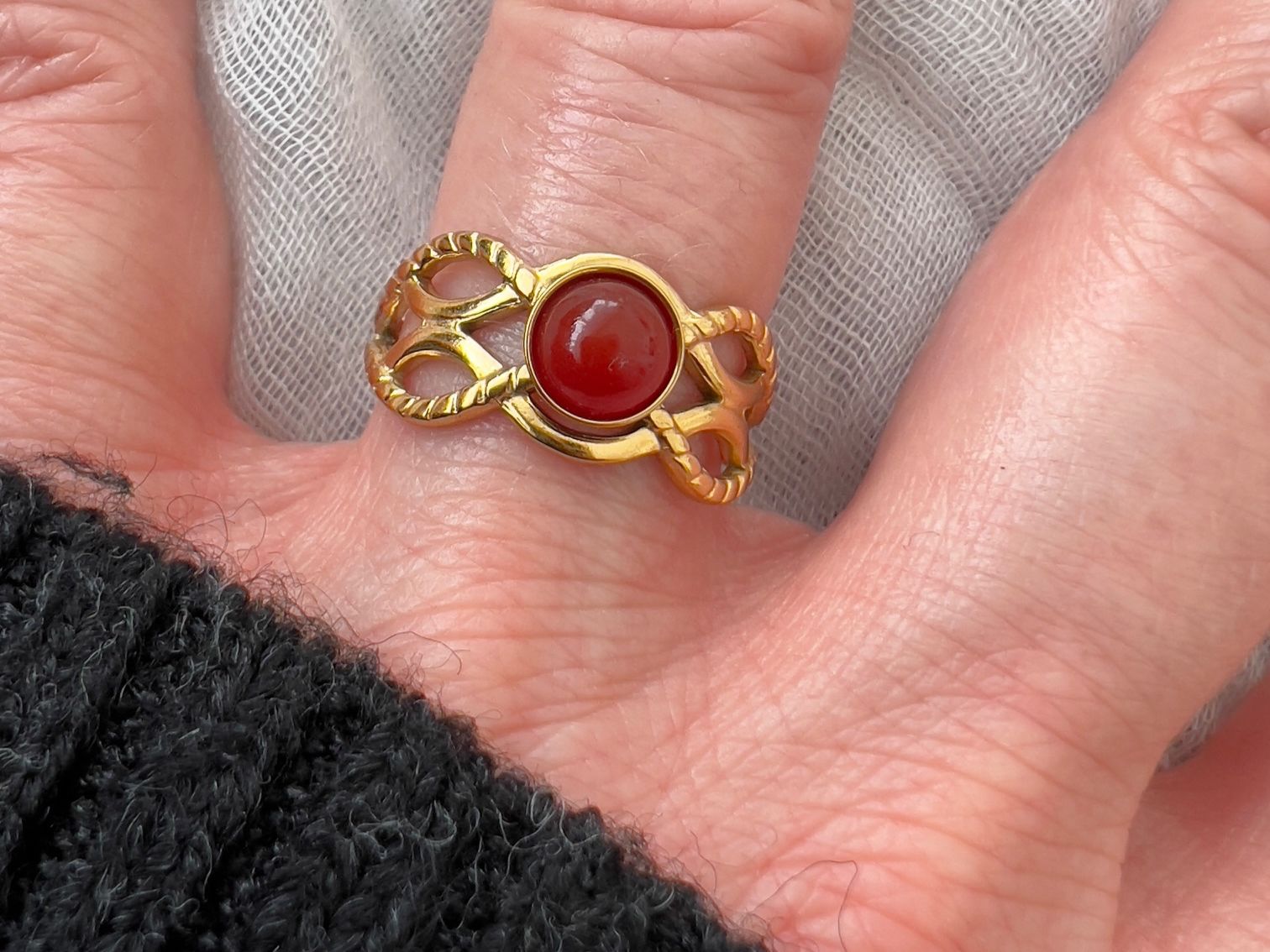 Anelli: Bague plaquée or avec cornaline – Nuovo (secondo la descrizione) da Pully venduto da sunaddict