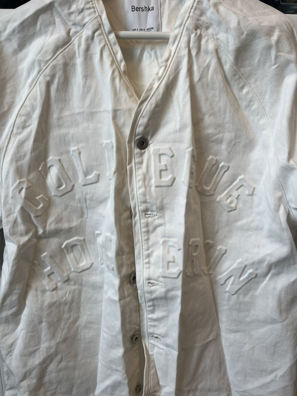Bershka Camicie: Bershka Oversize Shirt – Nuovo (secondo la descrizione) da Bülach venduto da deinmica 1