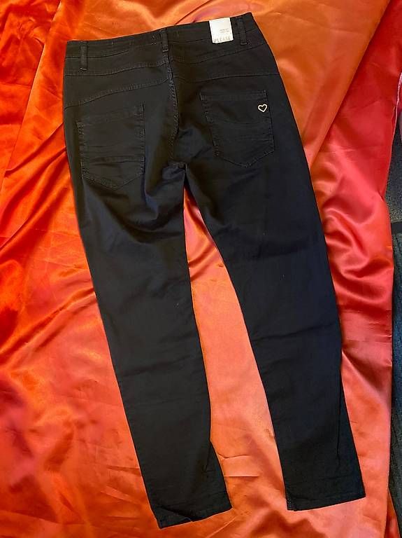 Pantaloni: Please Hose XL – Usato da St. Gallen venduto da Konstanza 1